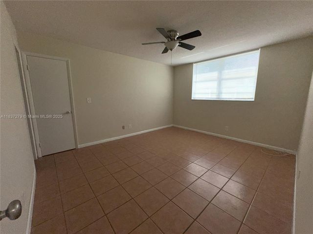 1720 Funston St 111, Hollywood, FL 33020