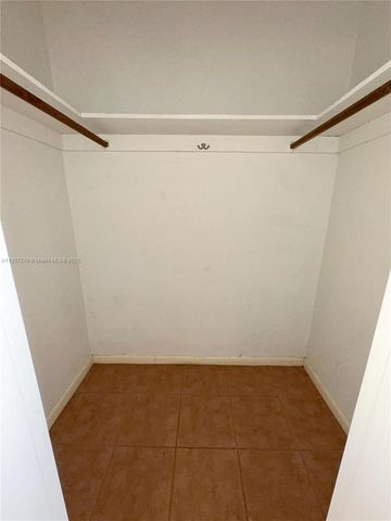 1720 Funston St 111, Hollywood, FL 33020
