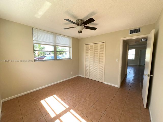 1720 Funston St 111, Hollywood, FL 33020