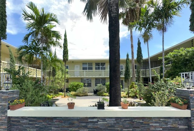 1720 Funston St 111, Hollywood, FL 33020