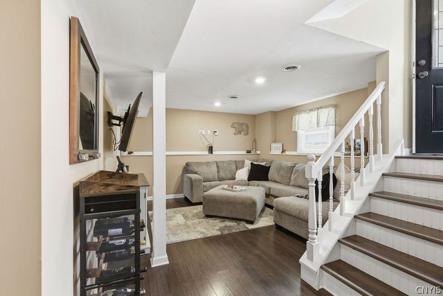 8509 Chinkapin Circle, Cicero, NY 13039