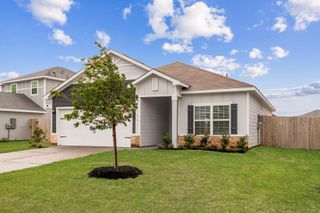 332 Kingston Way, Waller, TX 77484