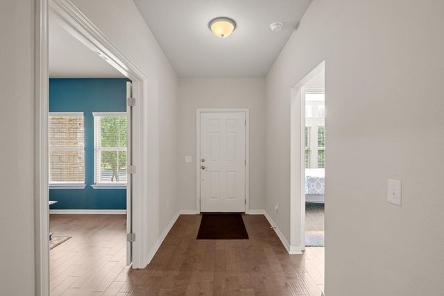 8800 Slater DR, Austin, TX 78747