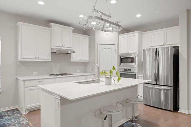 8800 Slater DR, Austin, TX 78747