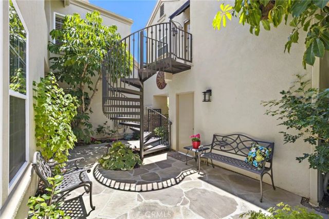 48 Downfield Way, Coto De Caza, CA 92679
