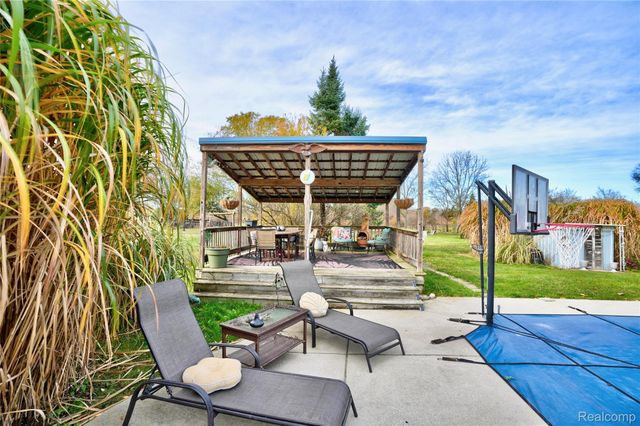 3413 Blue Lake Drive, Genesee Charter Township, MI 48506