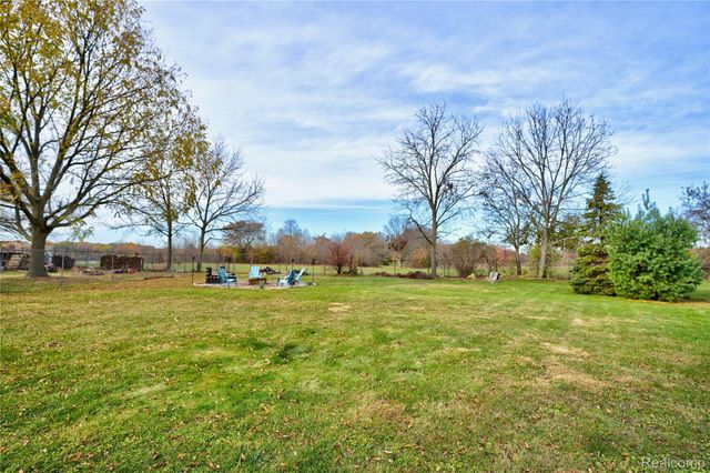 3413 Blue Lake Drive, Genesee Charter Township, MI 48506