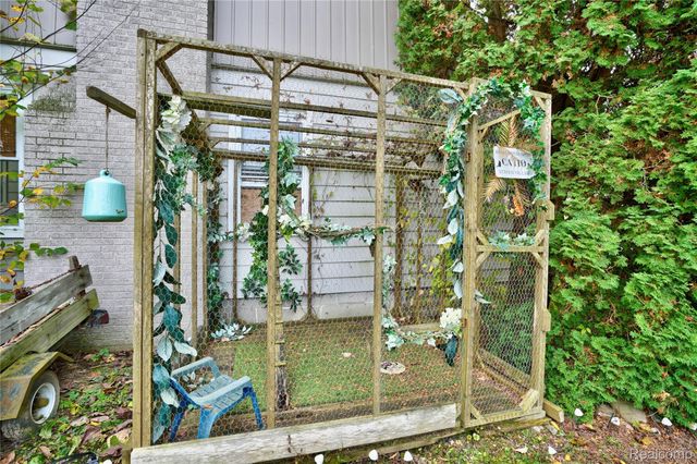 3413 Blue Lake Drive, Genesee Charter Township, MI 48506