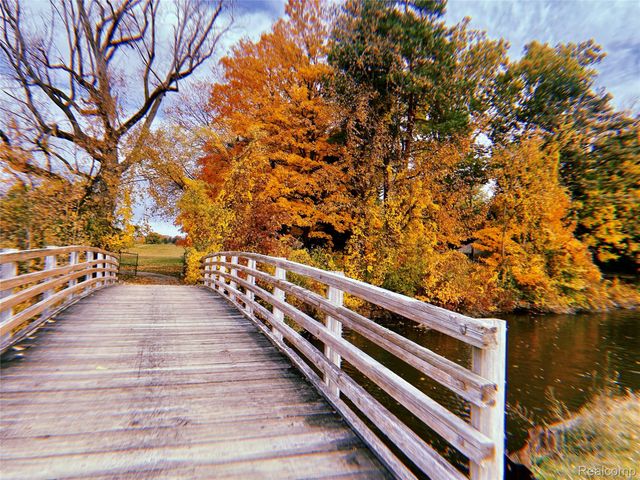 3413 Blue Lake Drive, Genesee Charter Township, MI 48506