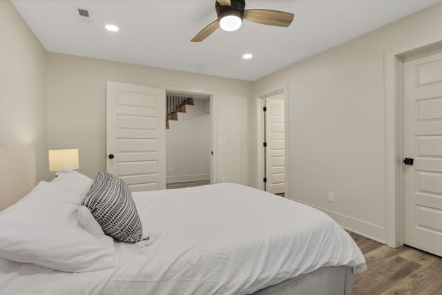 6084 Mink Street SW, Pataskala, OH 43062