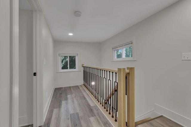 6084 Mink Street SW, Pataskala, OH 43062