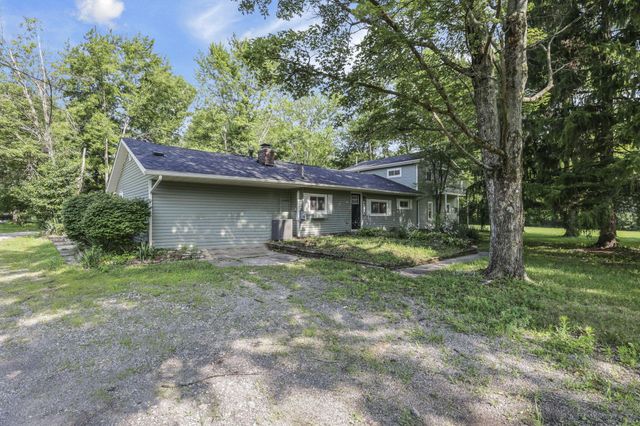 6084 Mink Street SW, Pataskala, OH 43062