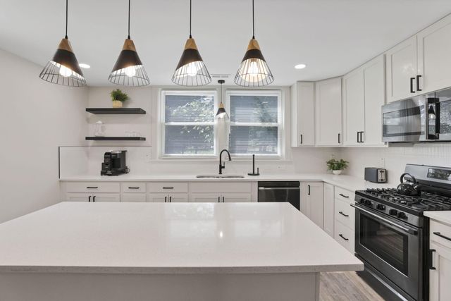 6084 Mink Street SW, Pataskala, OH 43062