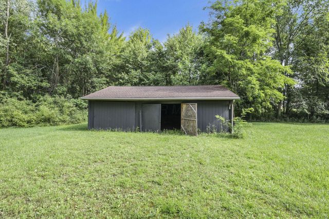 6084 Mink Street SW, Pataskala, OH 43062