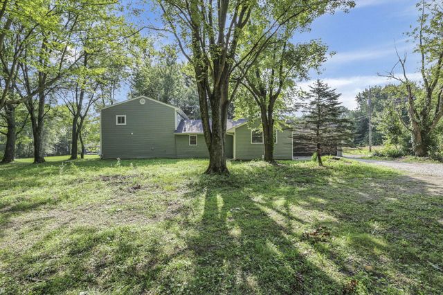 6084 Mink Street SW, Pataskala, OH 43062