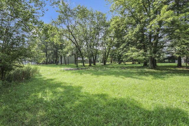 6084 Mink Street SW, Pataskala, OH 43062