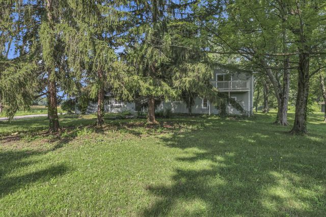 6084 Mink Street SW, Pataskala, OH 43062