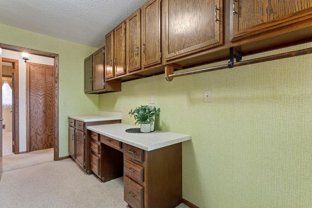 4649 Hillsboro Avenue N, New Hope, MN 55428