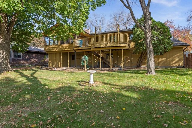 4649 Hillsboro Avenue N, New Hope, MN 55428
