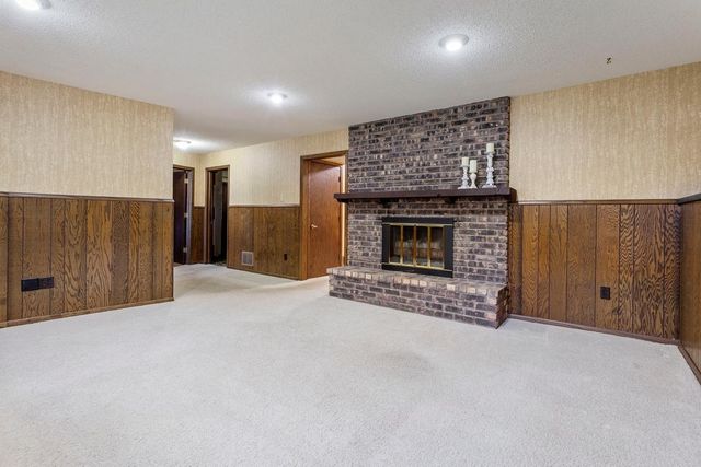 4649 Hillsboro Avenue N, New Hope, MN 55428