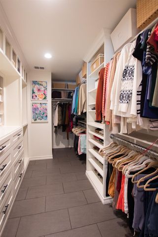 2618 Prestwick Rd, Jacksonville, TX 75766