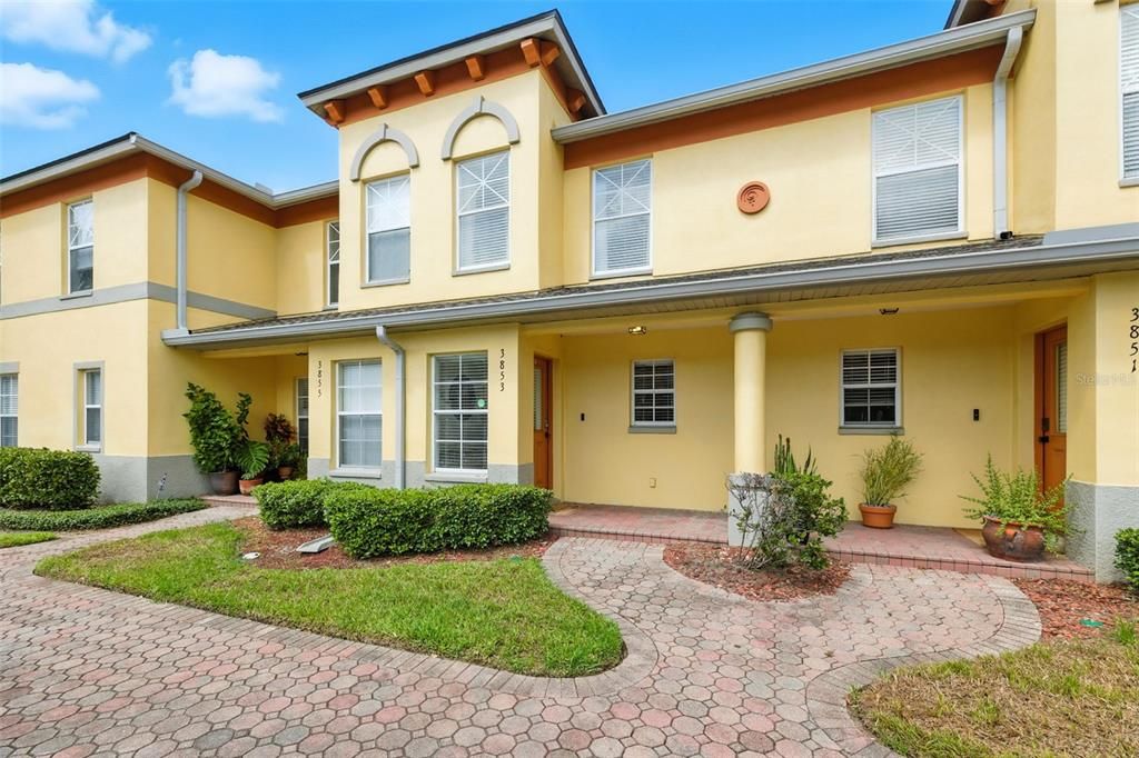 3853 ISLAND WAY, St Petersburg, FL 33705