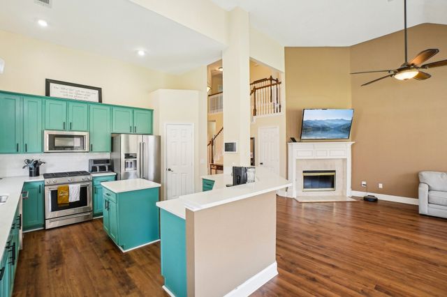 2728 Vista Bluff Boulevard, Lewisville, TX 75067