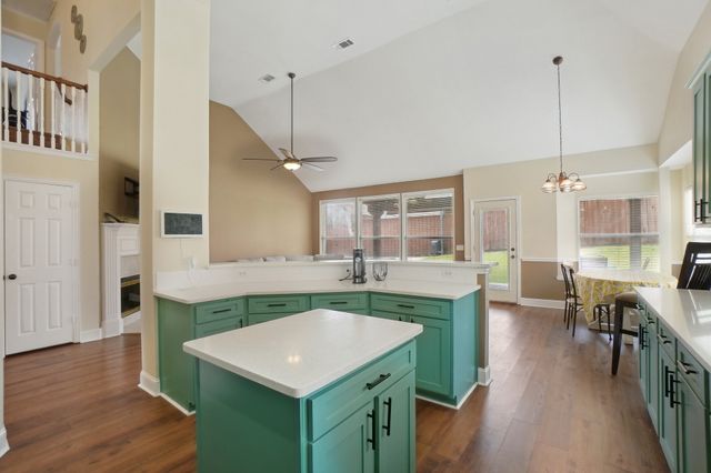 2728 Vista Bluff Boulevard, Lewisville, TX 75067