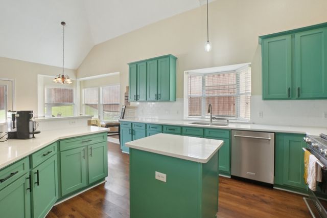 2728 Vista Bluff Boulevard, Lewisville, TX 75067