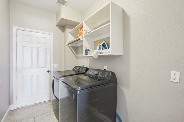 2728 Vista Bluff Boulevard, Lewisville, TX 75067