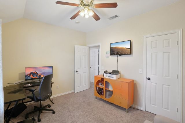 2728 Vista Bluff Boulevard, Lewisville, TX 75067