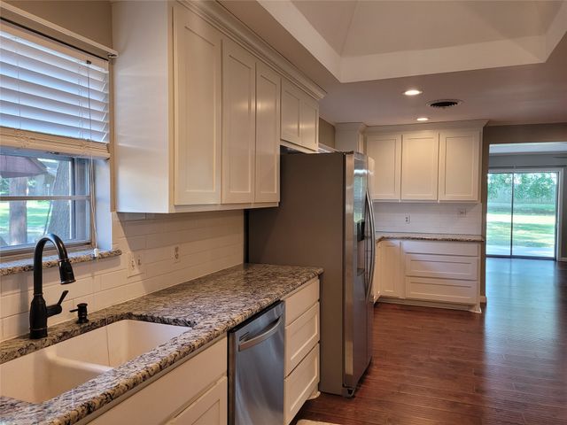 2840 HUBBARD, Paris, TX 75460