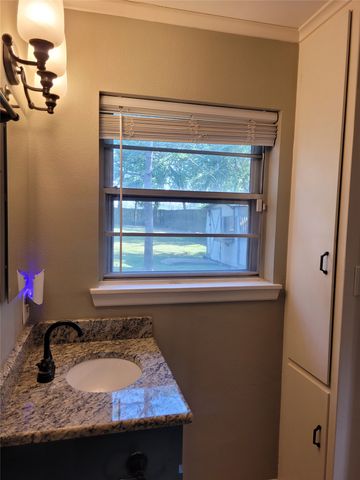 2840 HUBBARD, Paris, TX 75460