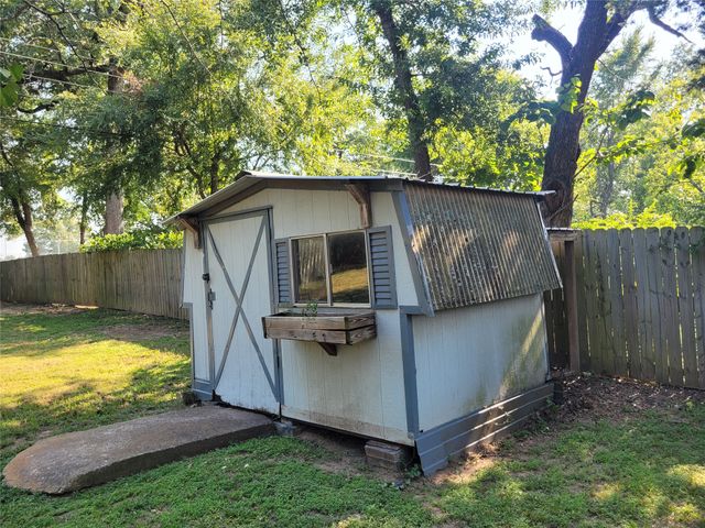2840 HUBBARD, Paris, TX 75460