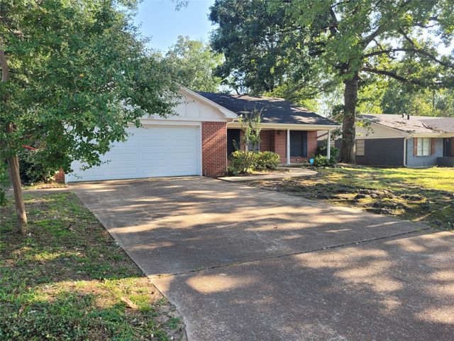 2840 HUBBARD, Paris, TX 75460