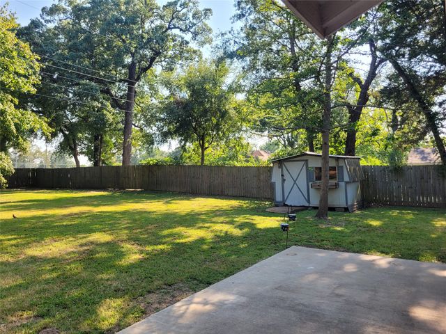 2840 HUBBARD, Paris, TX 75460