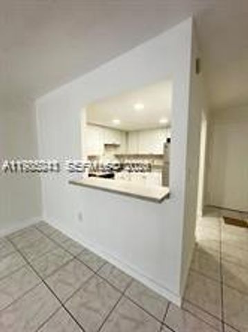 16950 W Dixie Hwy A128 Hwy A128 A128, North Miami Beach, FL 33160