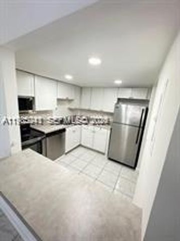 16950 W Dixie Hwy A128 Hwy A128 A128, North Miami Beach, FL 33160