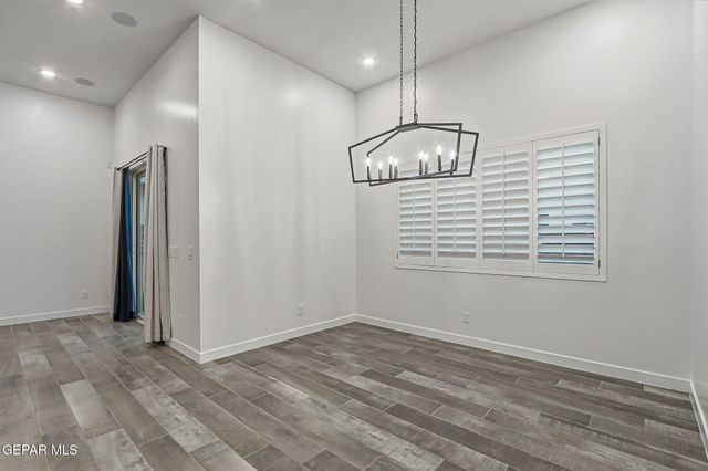 913 Summer Night Avenue, El Paso, TX 79928