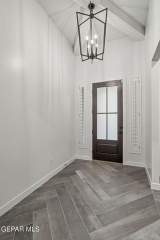 913 Summer Night Avenue, El Paso, TX 79928