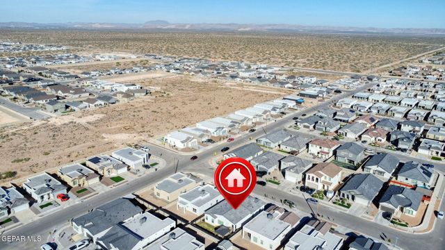 913 Summer Night Avenue, El Paso, TX 79928