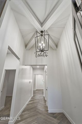 913 Summer Night Avenue, El Paso, TX 79928