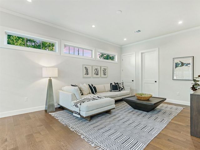 1603 Willow ST, Austin, TX 78702