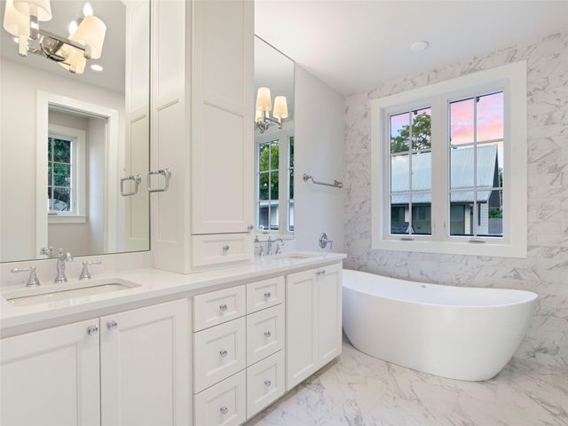 1603 Willow ST, Austin, TX 78702