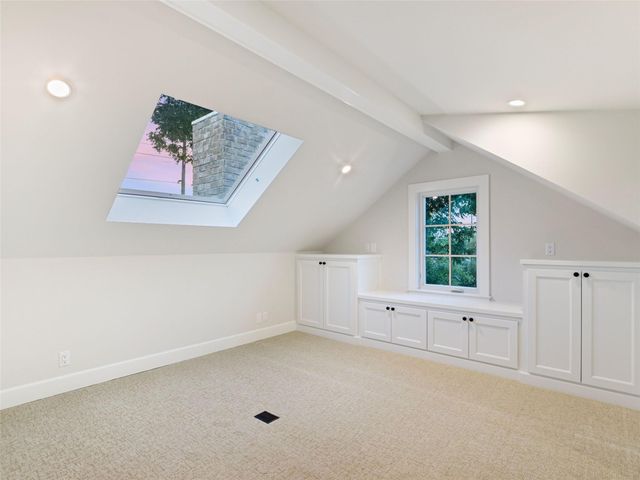 1603 Willow ST, Austin, TX 78702