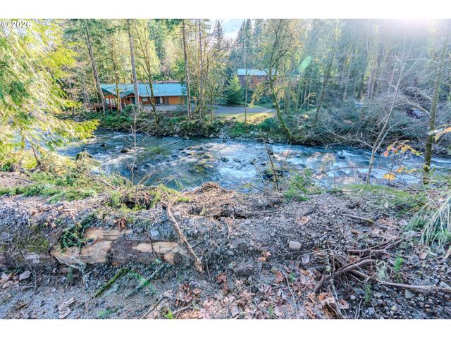 62194 E SALMON St, Brightwood, OR 97011
