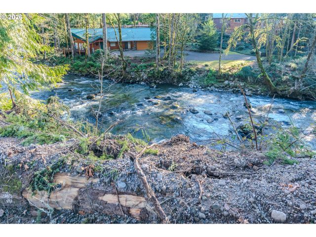 62194 E SALMON St, Brightwood, OR 97011
