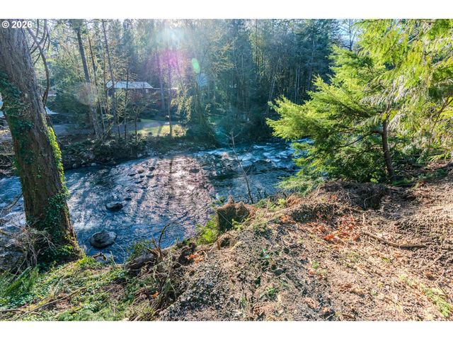 62194 E SALMON St, Brightwood, OR 97011