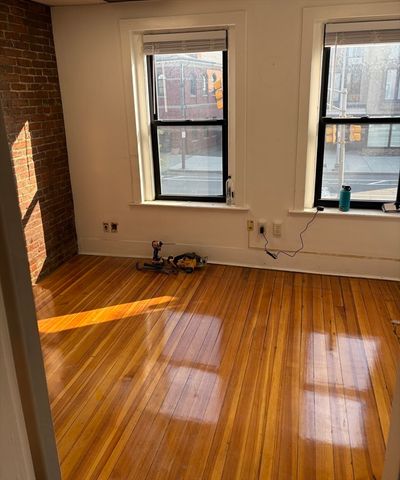 2020 Massachusetts Ave 1, Cambridge, MA 02140