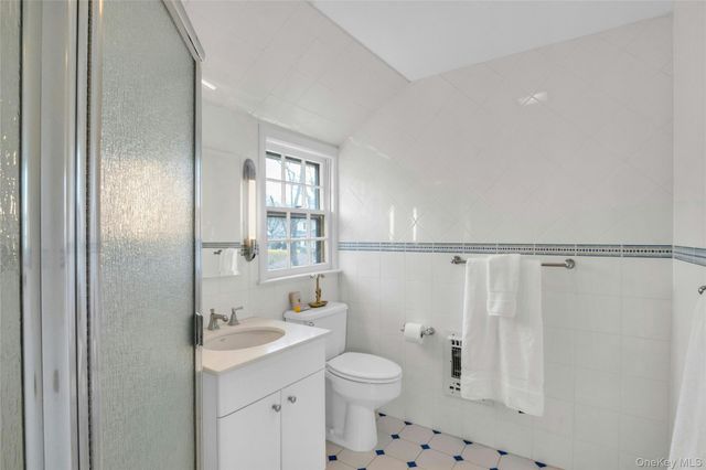 11 Beverly Place, Larchmont, NY 10538